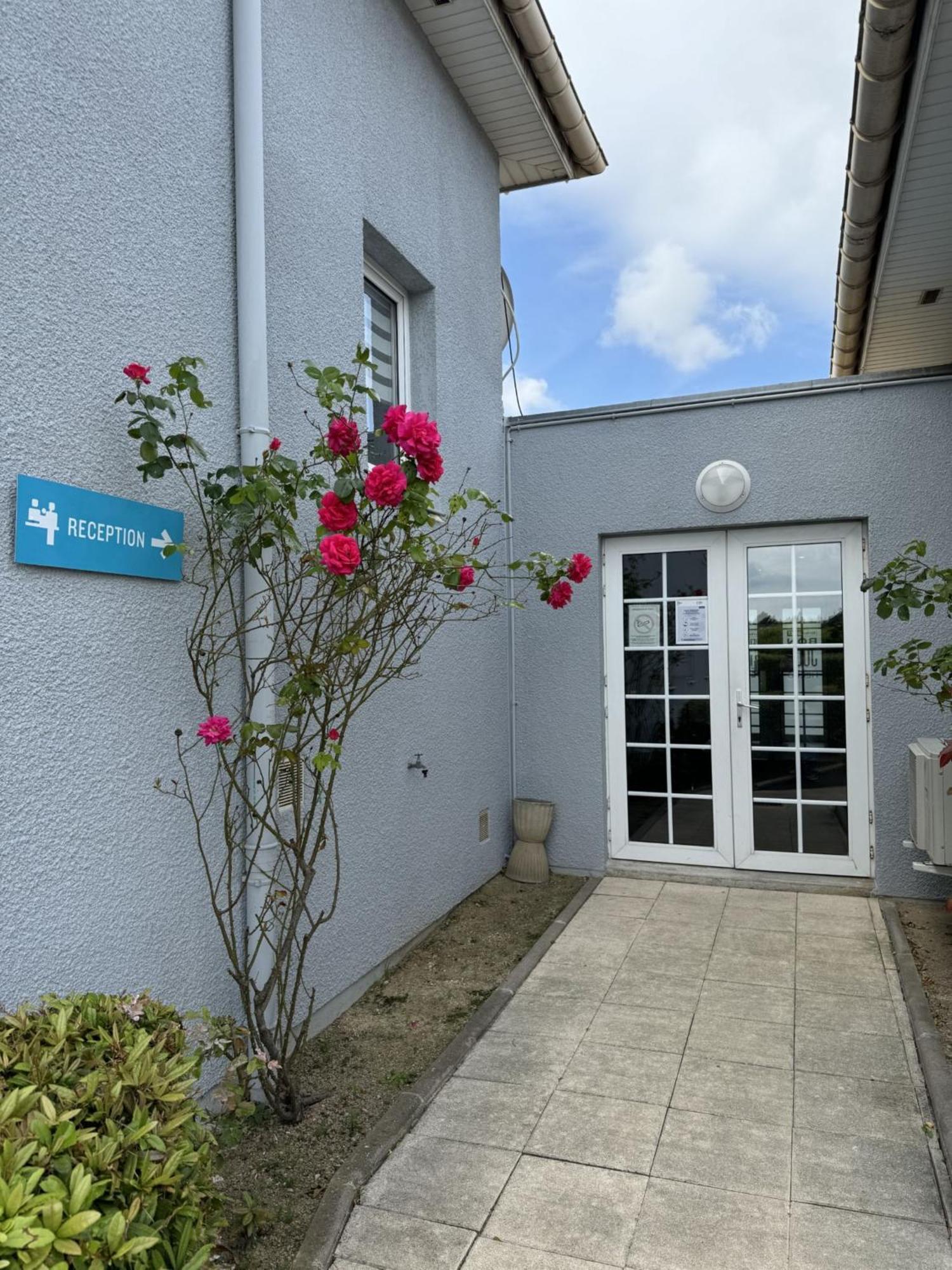 Kyriad Direct Reims Bezannes Exterior photo